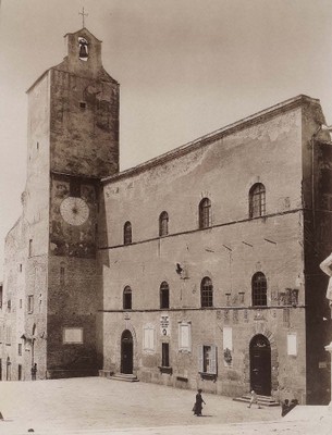 PalazzoComune1920scontornato.jpg