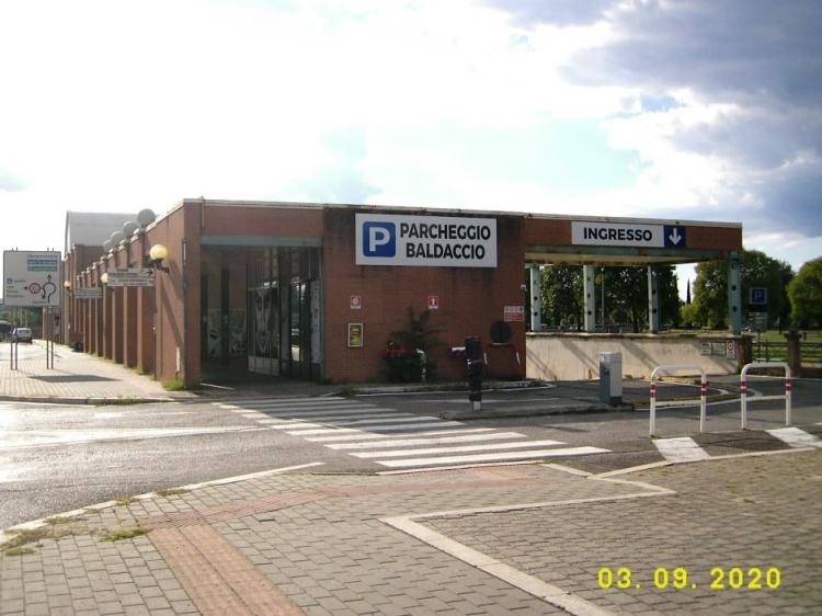 ingresso parcheggio